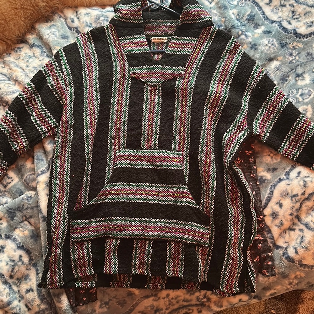 baja pullover
